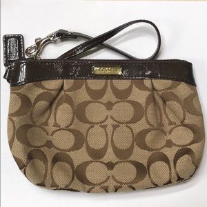 Coach Signature Wristlet Brown/Khaki